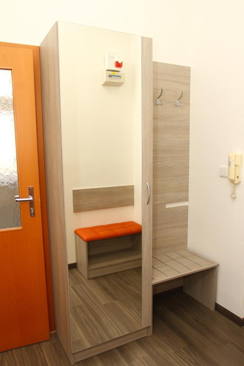 Hotel Palac Elektra Ostrava Buitenkant foto